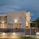 Casale Luxury House - Luxury Garden Maisonettes 펜션 니키티