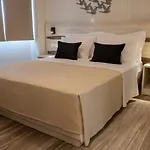 Casale Luxury House - Luxury Garden Maisonettes 펜션 니키티