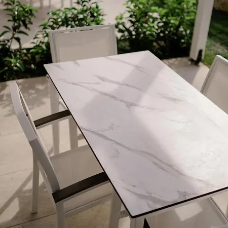 Semesterbostad Casale Luxury House - Luxury Garden Maisonettes