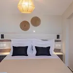 Semesterbostad Casale Luxury House - Luxury Garden Maisonettes *